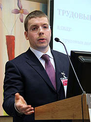 Sergey Medvedev gave a presentation «Legal issues of IP ownership and disposition»